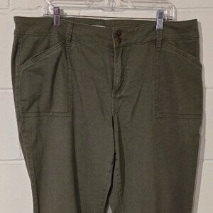 Maurices Hunter Green Chino Pants Size 20 Long